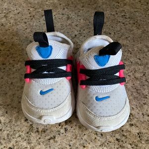 Kids Nike react Presto Sneaker size 3C